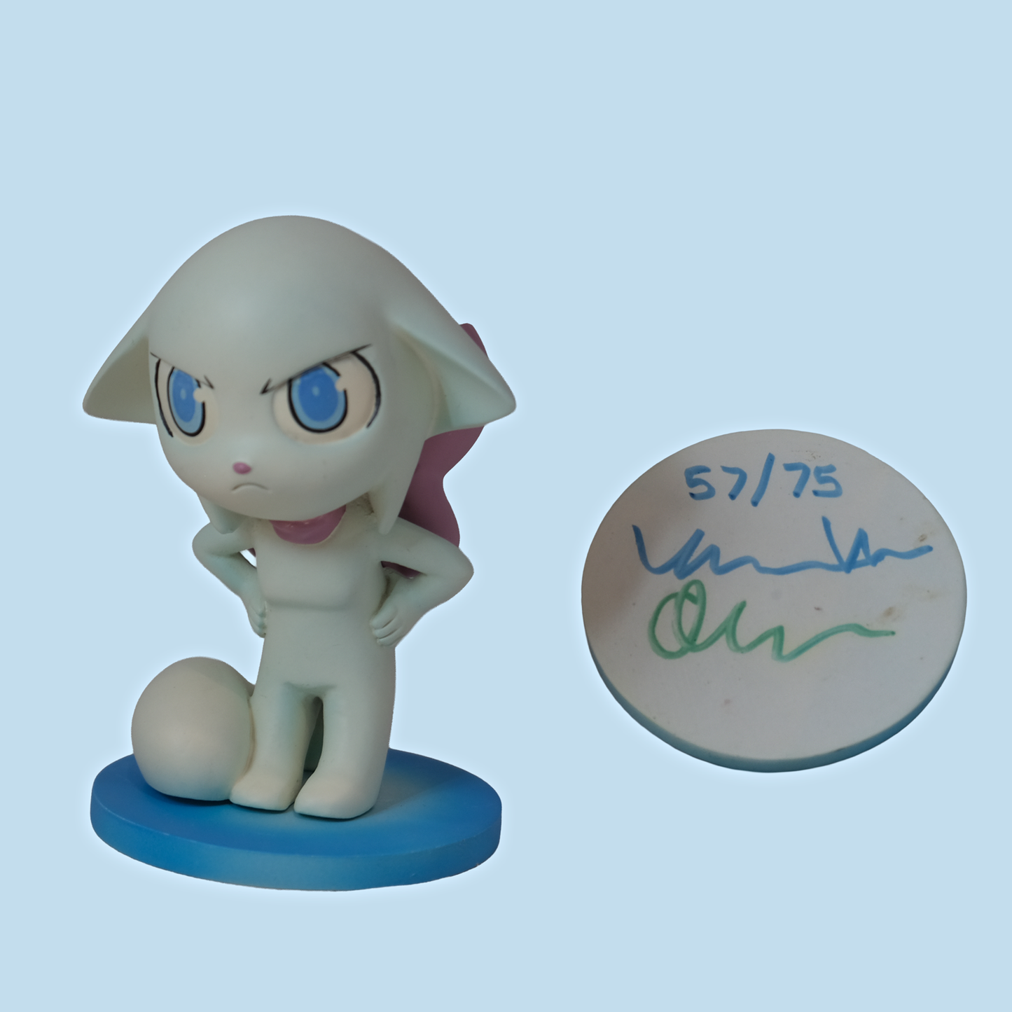 Lucy figurine (Autographed, near-perfect)